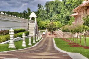 Lire la suite à propos de l’article Jardin contemporain ou champêtre : comment choisir son style